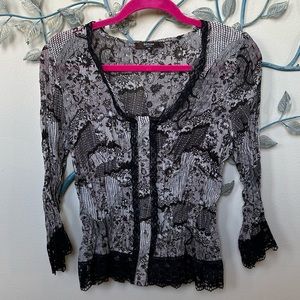 Belissimo NY black & white print crepe look with lace bottom Sz M